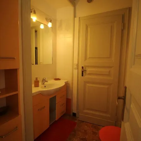 Piazza Bodoni Apartment